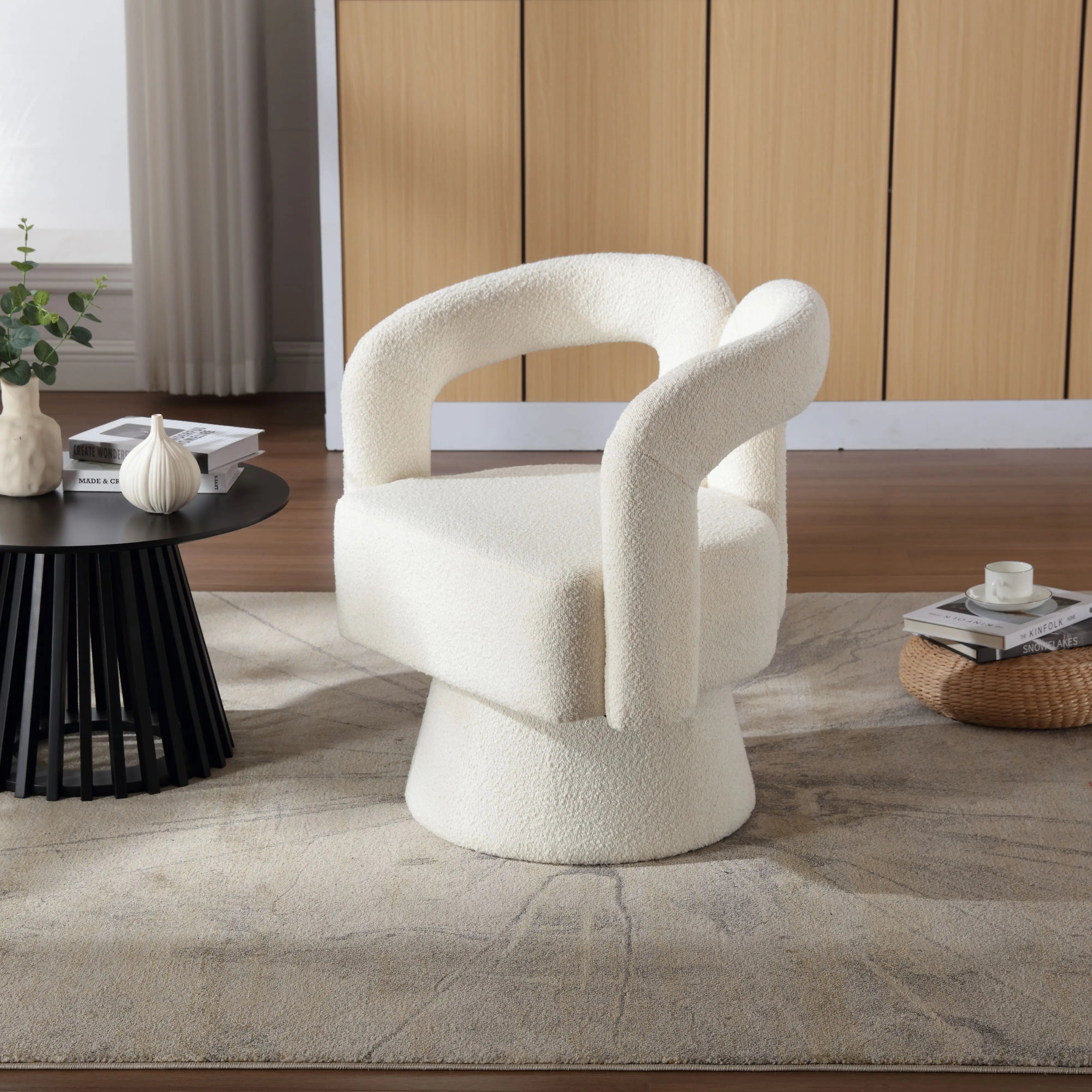 Fauteuil pivotant design italien beige