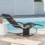 Chaise longue de jardin  avec coussins, parfaites pour terrasse, jardin ou plage.